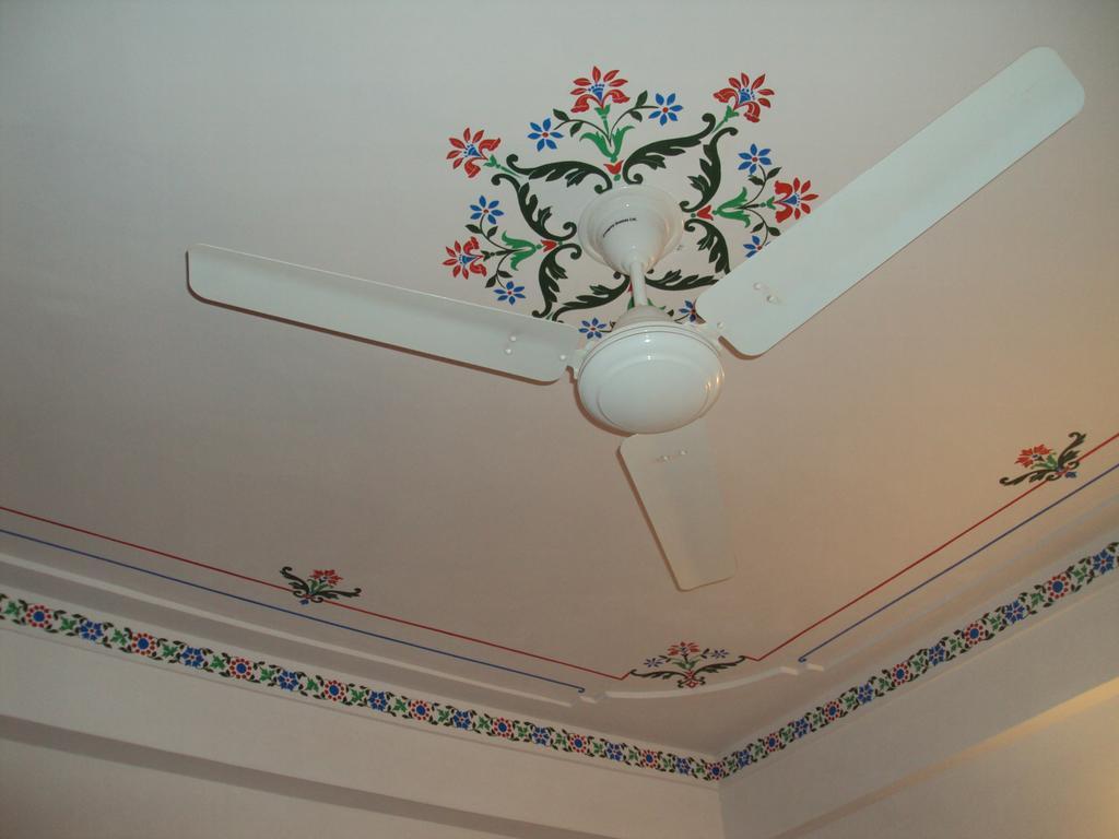 Mewar Avenue Guest House Udaipur Zimmer foto